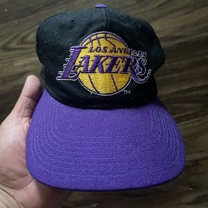 Vintage Starter Lakers hat